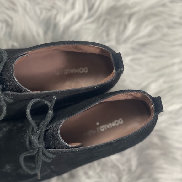 Donald J. Pliner Dakota Snip Toe Wedge Bootie Size 7.5 - Picture 4 of 6